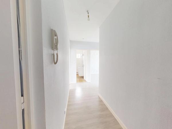 Appartement de Type T3 - Balcon & Ascenseur