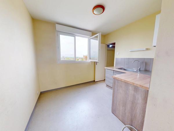 Appartement de Type T3 - Balcon & Ascenseur