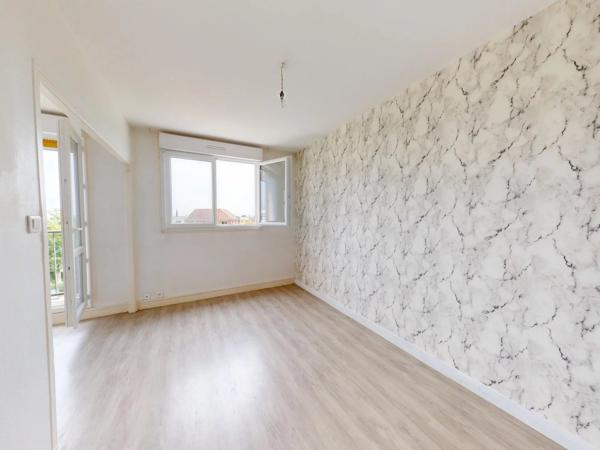 Appartement de Type T3 - Balcon & Ascenseur