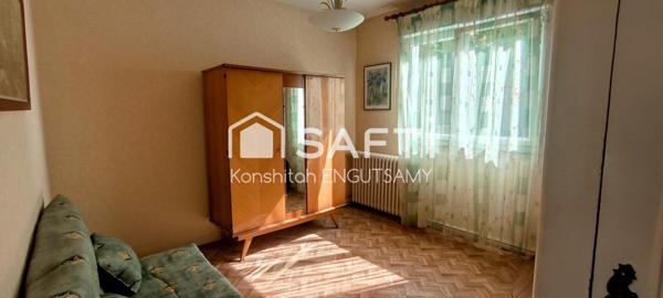 Maison de 88m², 3 chambres, sur un terrain de 553m²