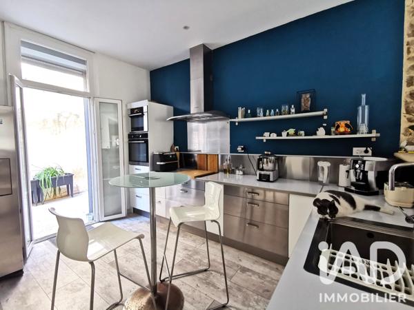 Maison à vendre 9 pièces 195 m² Lunel