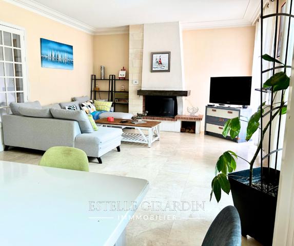 Demeure pleine de charme au coeur du Housseau