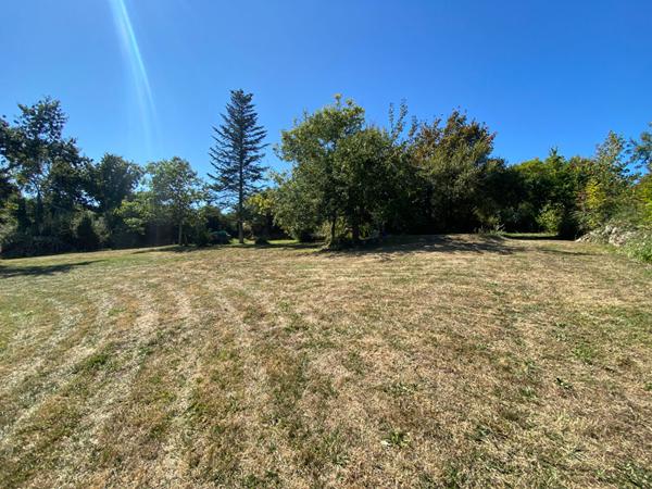 Maison spacieuse à vendre à Crozon - 5 chambres et grand terrain !