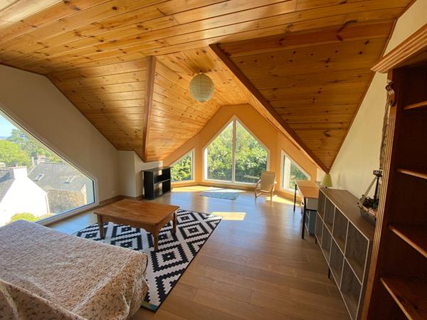 Maison spacieuse à vendre à Crozon - 5 chambres et grand terrain !