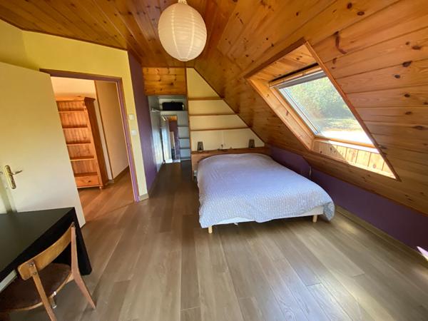 Maison spacieuse à vendre à Crozon - 5 chambres et grand terrain !