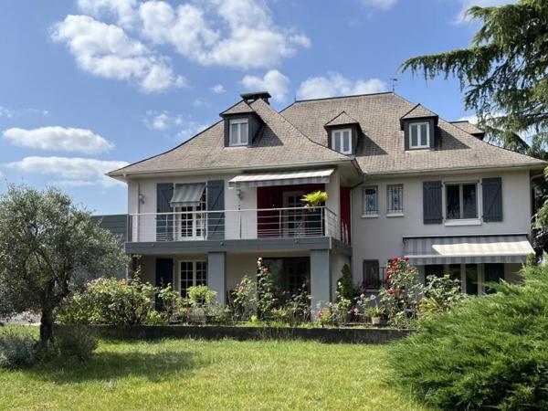 Maison - Proximite oloron-sainte-marie - Réf.:205319 MAISON DE CHARME SUR PARC ARBORE DE 4000 M² AUX PORTES D'OLORON SAINTE-MARIE - (BAISSE DE PRIX)