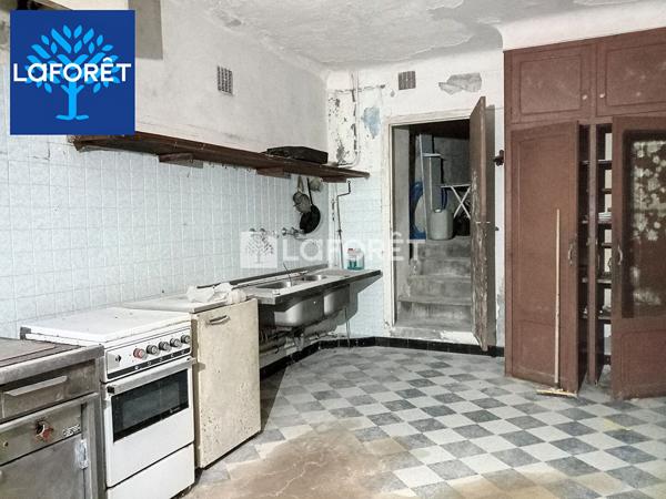 Achat immeuble près de PRATS DE MOLLO LA PRESTE - 25 pièce(s) - 376 m² - 220 000 €