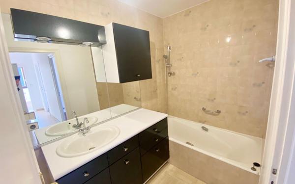 Appartement à louer    4 pièces •  Saint-Julien-en-Genevois