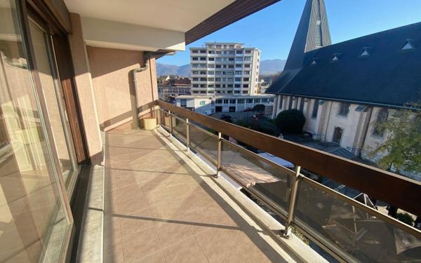 Appartement à louer    4 pièces •  Saint-Julien-en-Genevois