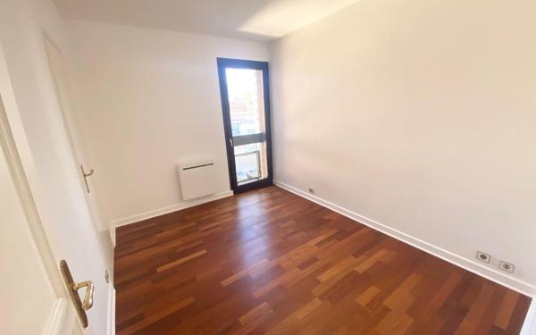 Appartement à louer    4 pièces •  Saint-Julien-en-Genevois