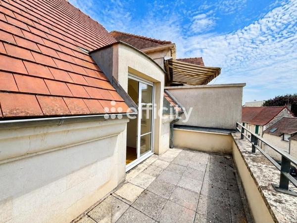 Appartement
         4 pièces
        - 103 m² 325 000 € *