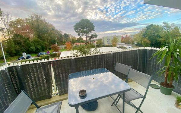 Appartement à vendre    3 pièces • 60,94 m2 Villenave-d'Ornon