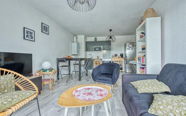 Appartement à vendre    3 pièces • 60,94 m2 Villenave-d'Ornon