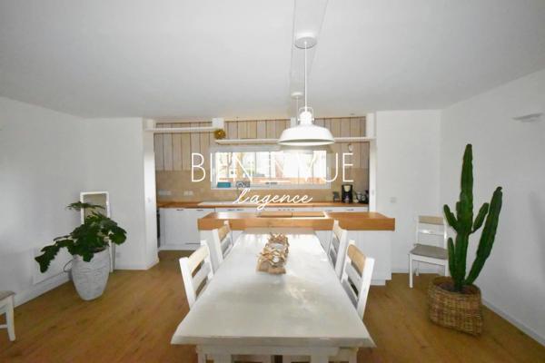 Villa 6 pièce(s) 4 chambre(s) 128 m²