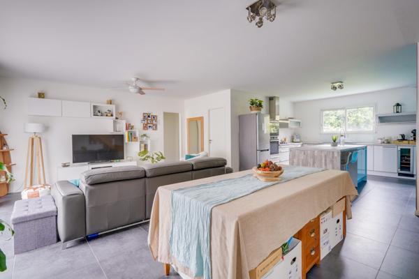 Canéjan (33610) Maison 8 pièces 180m² avec piscine