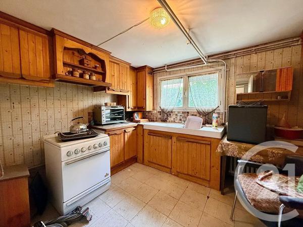 Immeuble à vendre  145 m 2   AUREILHAN  - 65