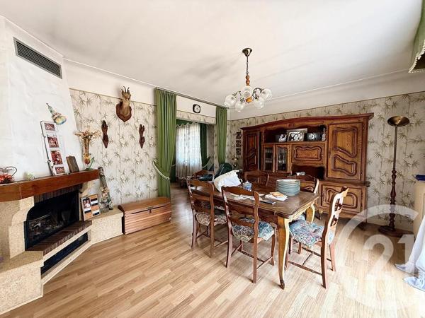 Immeuble à vendre  145 m 2   AUREILHAN  - 65