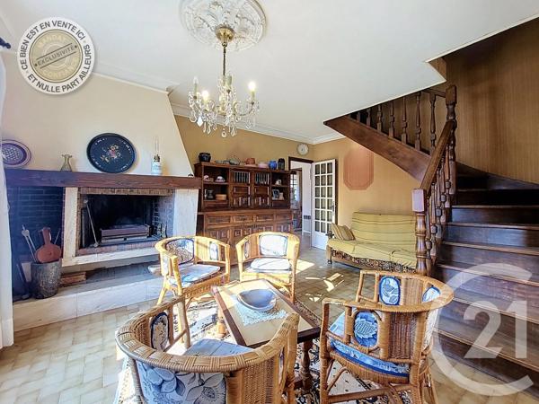 Maison à vendre  5 pièces - 161,80 m 2   PIA  - 66