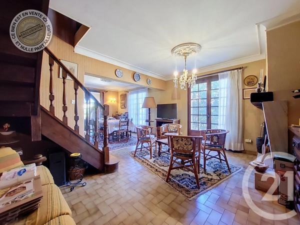 Maison à vendre  5 pièces - 161,80 m 2   PIA  - 66