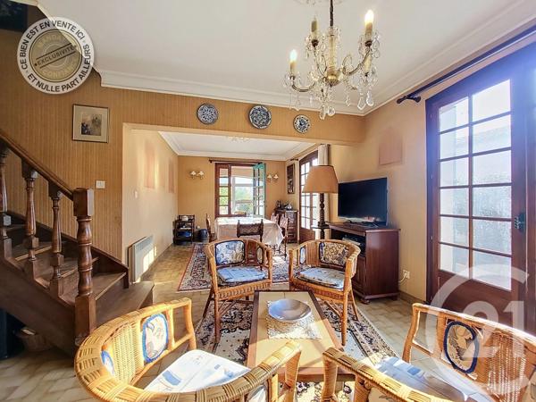 Maison à vendre  5 pièces - 161,80 m 2   PIA  - 66