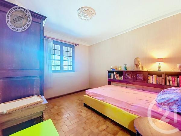 Maison à vendre  5 pièces - 161,80 m 2   PIA  - 66