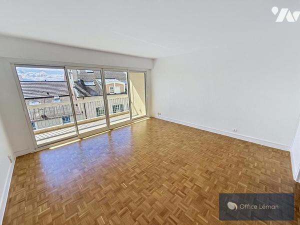 APPARTEMENT À VENDRE DIVONNE LES BAINS