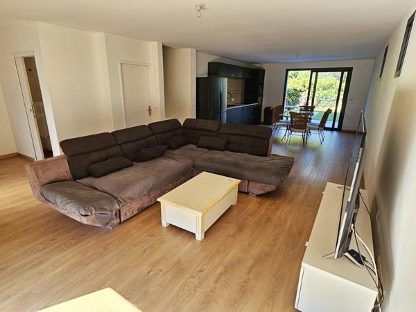 Villecresnes (94440) Maison moderne avec duplex indépendant en centre-ville !