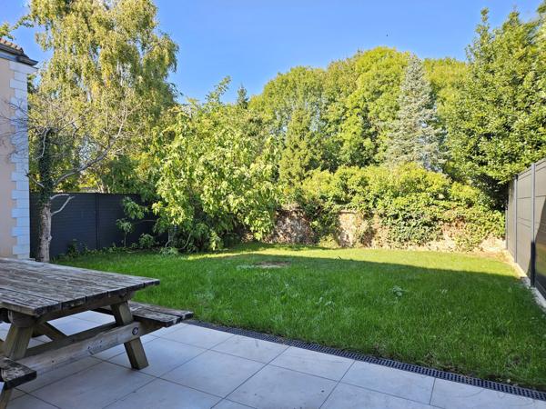 Villecresnes (94440) Maison moderne avec duplex indépendant en centre-ville !