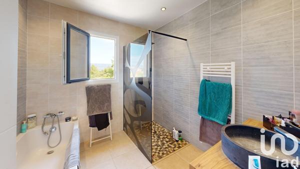 Maison à vendre 4 pièces 106 m² Mallemort