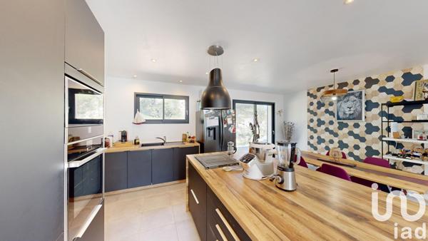 Maison à vendre 4 pièces 106 m² Mallemort