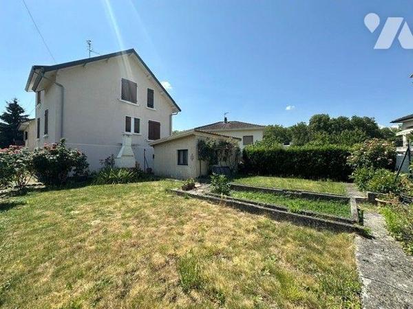 Maison de 173 m² - 5 Chambres - Fort potentiel - Possibilité 2 Appartements + Studio - Terrain ...