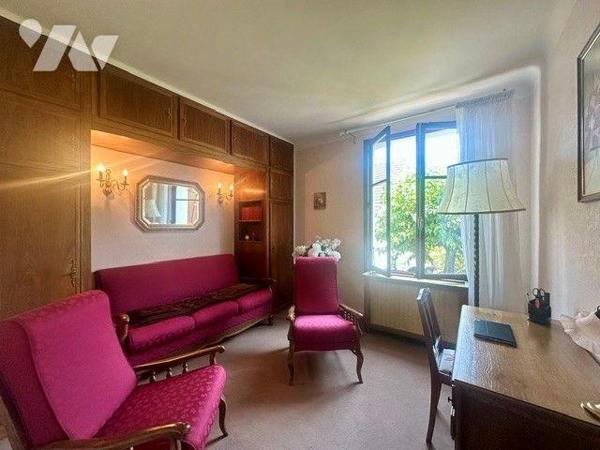 Maison de 173 m² - 5 Chambres - Fort potentiel - Possibilité 2 Appartements + Studio - Terrain ...