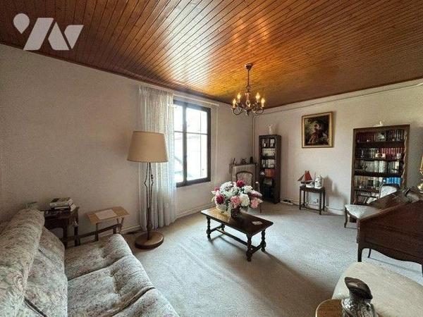 Maison de 173 m² - 5 Chambres - Fort potentiel - Possibilité 2 Appartements + Studio - Terrain ...