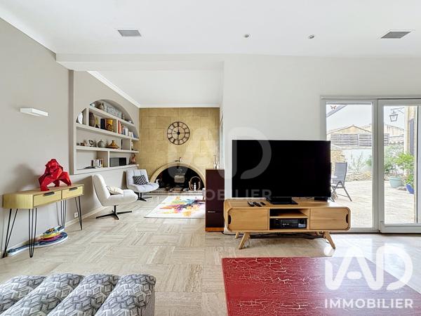 Maison à vendre 7 pièces 210 m² Le Thor