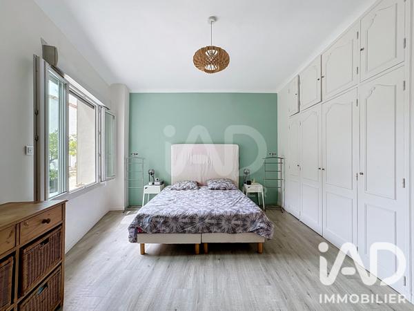 Maison à vendre 7 pièces 210 m² Le Thor