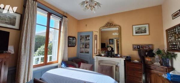 DINARD PROPRIETE DE 220m² sur terrain de 600m² environ