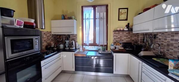 DINARD PROPRIETE DE 220m² sur terrain de 600m² environ