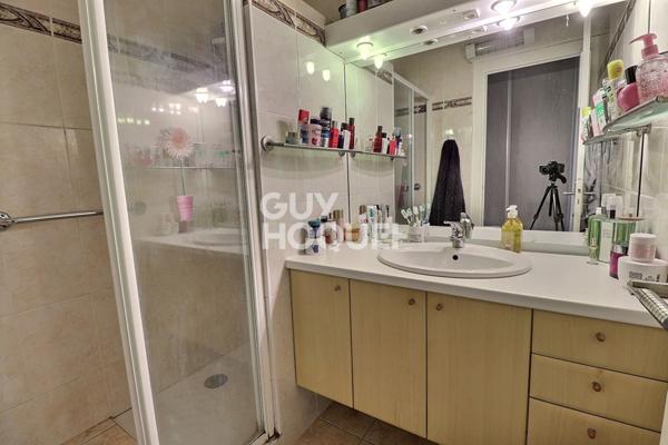 T4 avec balcons secteur Mermoz