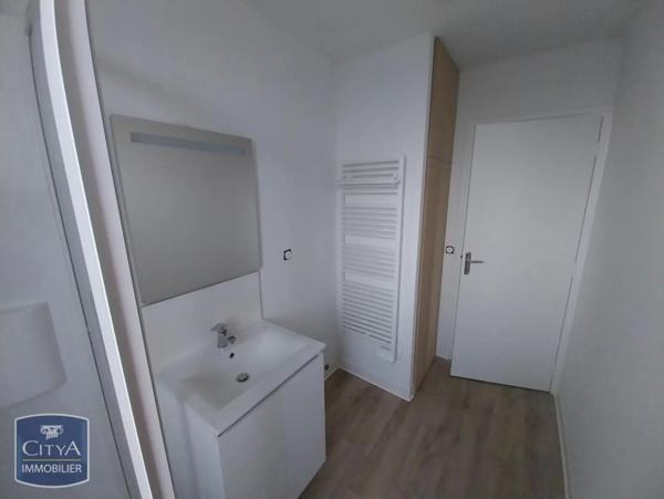 Appartement à louer 2 pièces 52.58m²