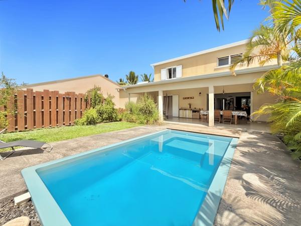 La Rivière Saint-Louis (97421), secteur Le Ouaki – Villa T5/6 avec piscine