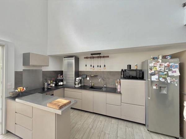 La Rivière Saint-Louis (97421), secteur Le Ouaki – Villa T5/6 avec piscine