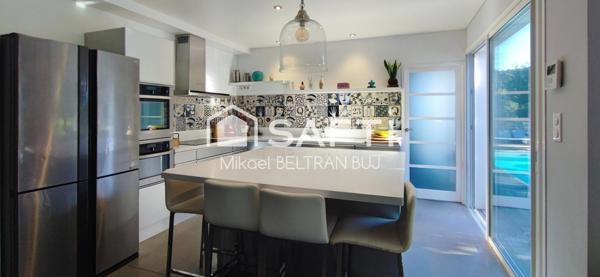 Sublime Villa de Prestige au cœur d’un Parc Arboré à Issanka