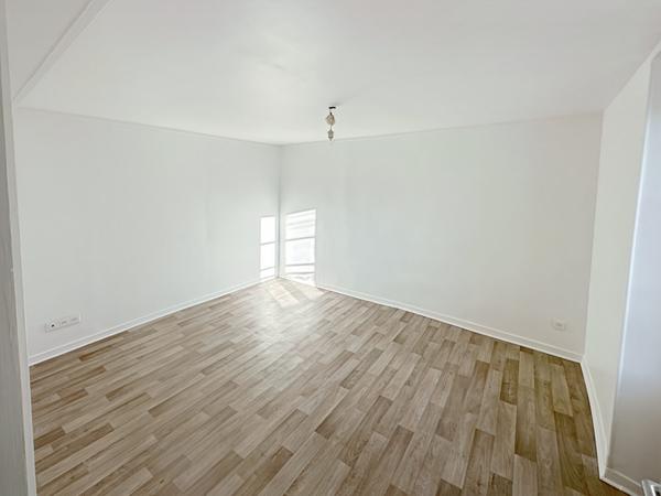 Appartement F2 de 31.28m2 à Ozouer-le-Voulgis