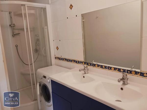 Appartement à louer 3 pièces 83.81m² Blois (41000)