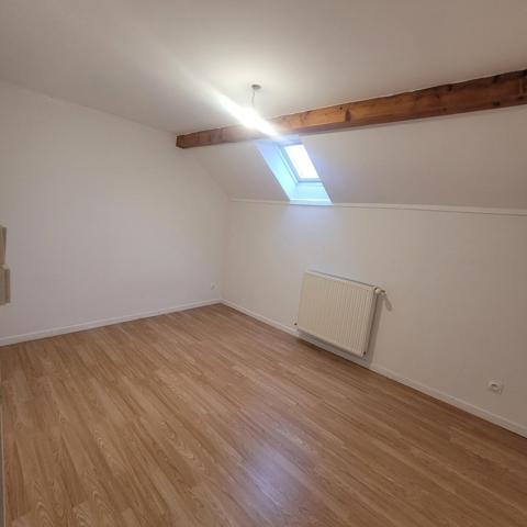 Duplex idéalement situé, proches des commerces.