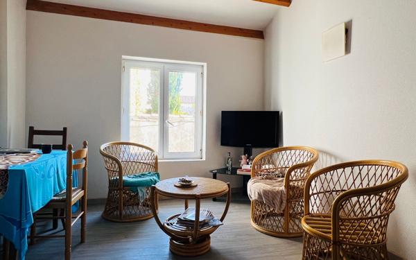 Appartement à vendre    13 pièces •  La Flotte