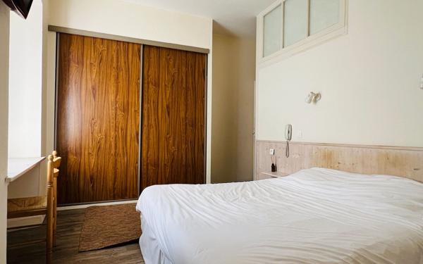 Appartement à vendre    13 pièces •  La Flotte