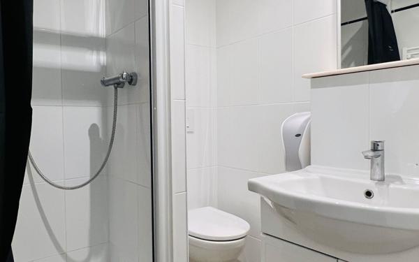 Appartement à vendre    13 pièces •  La Flotte