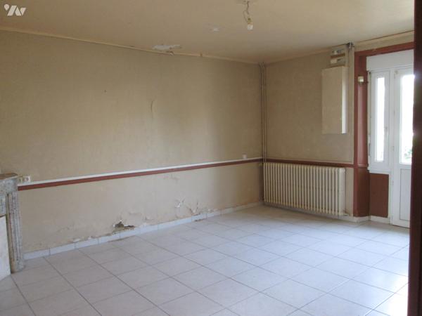 Une maison 3 chambres sur 950 m² de terrain