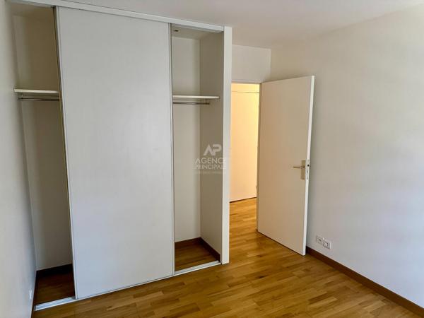 Appartement 4 pièce(s) - Ascenseur - terrasse - grand séjour - 78m² 445 000 € **  - Référence  4764